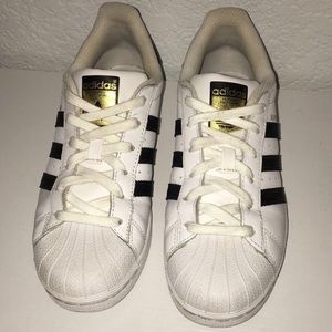 Adidas superstar